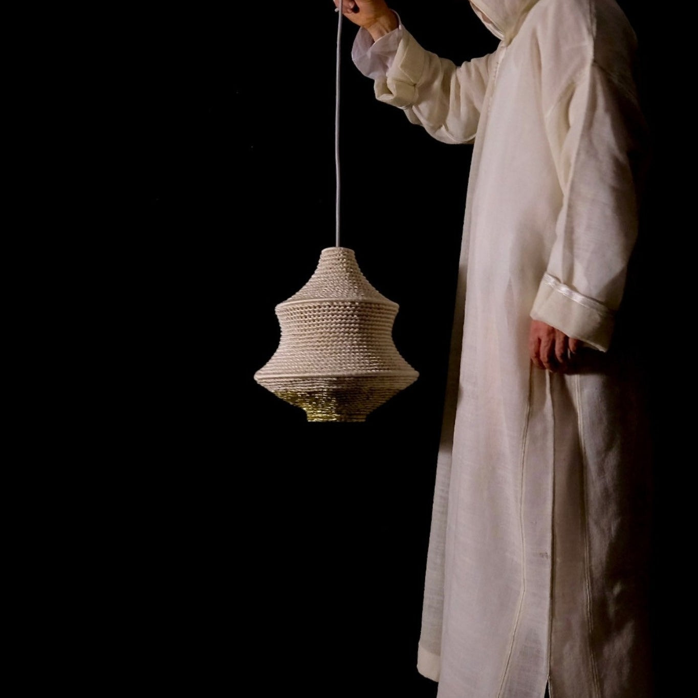 Saint I Crochet Pendant Lamp