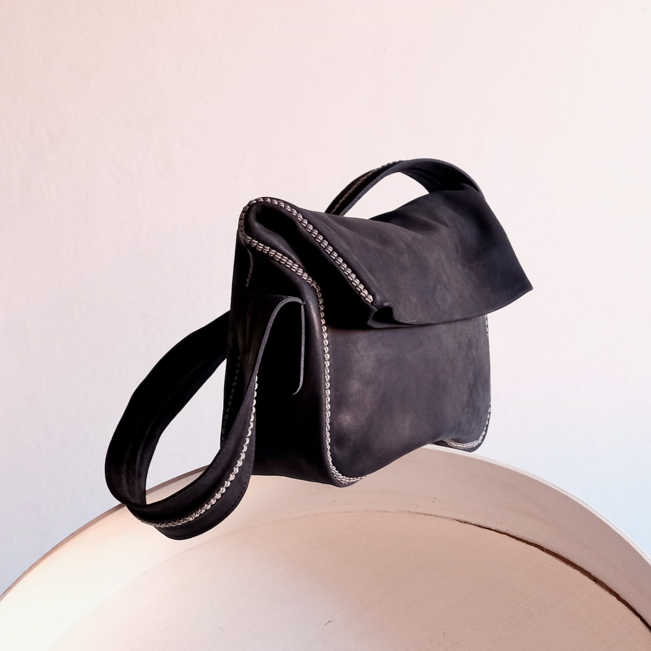 Sarma Shoulder Bag - Black